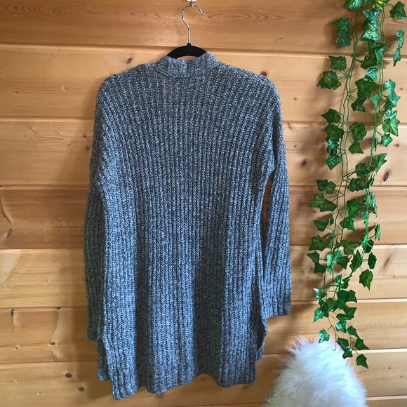 Abercrombie & Fitch Sweater - Picture 5 of 5